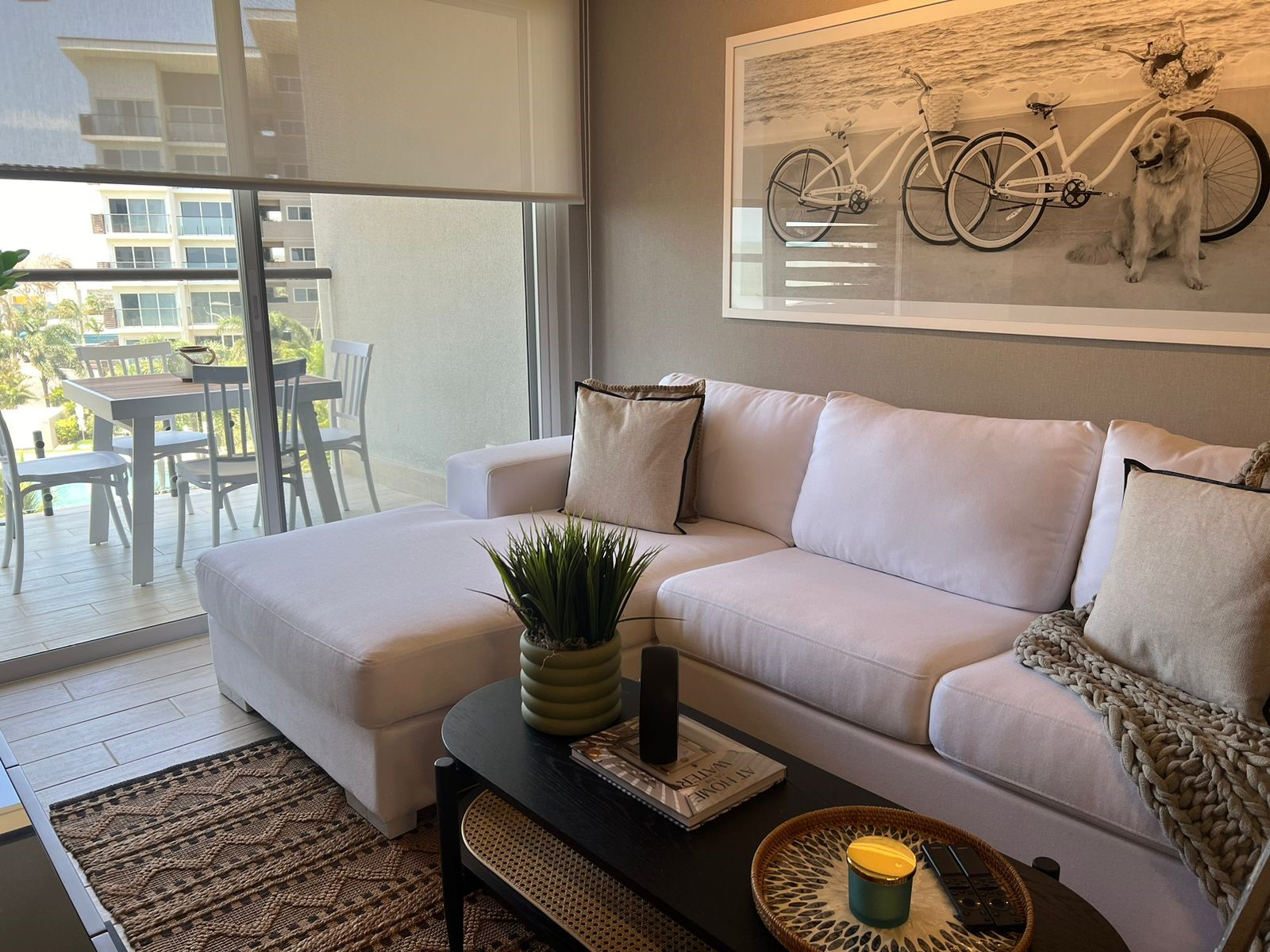 3G designer living room