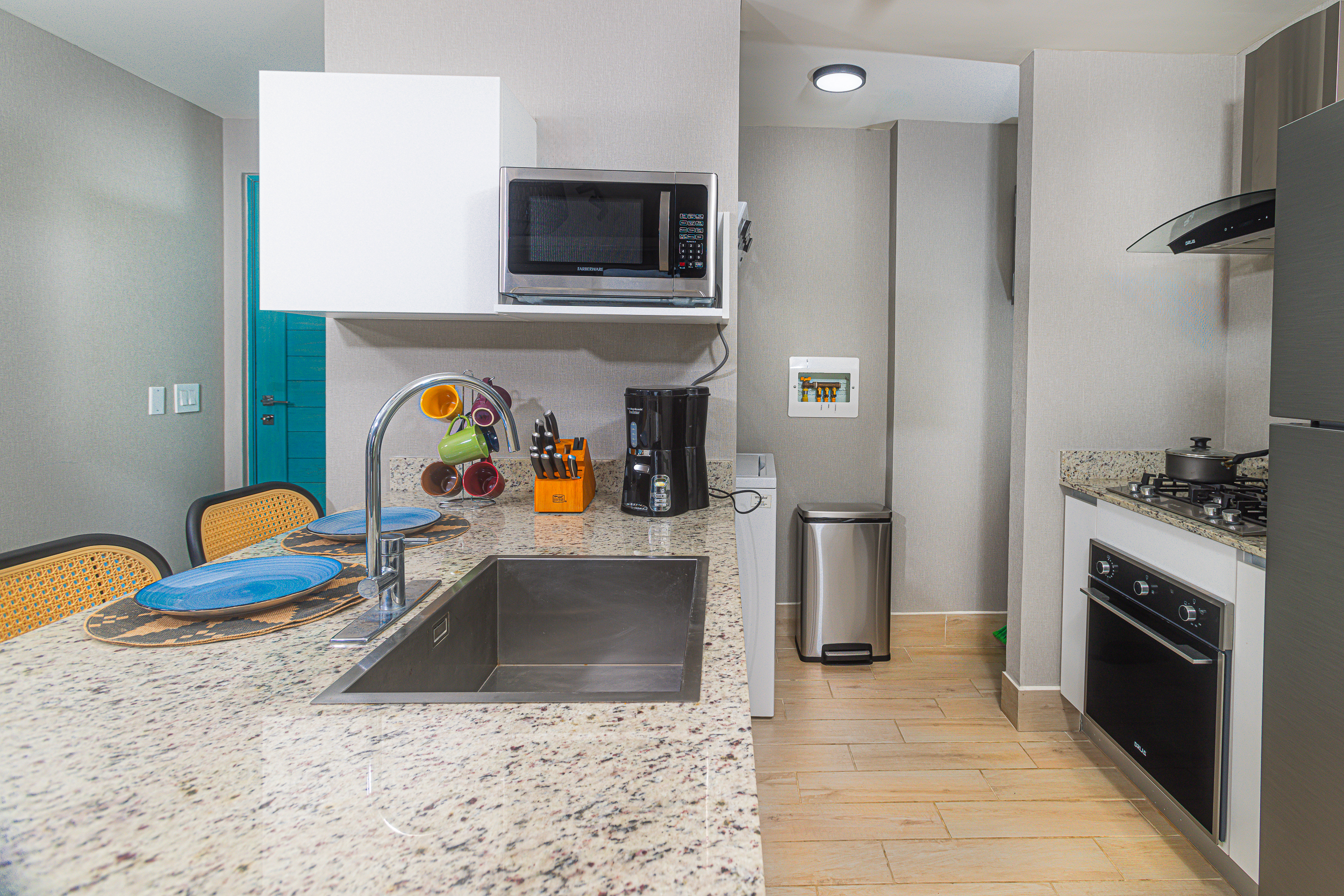 4G kitchen and dining